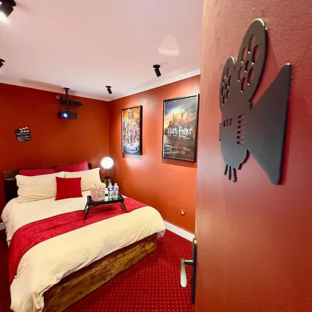 Experience Cinema Exclusive Au Coeur De * Nimes
