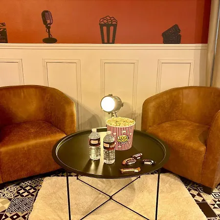 Experience Cinema Exclusive Au Coeur De نيم